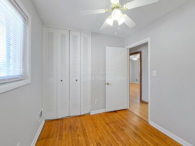 Building Photo - 8212 Devonshire Dr