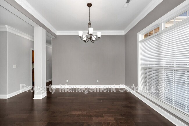Building Photo - 108 Blackwood Dr NW
