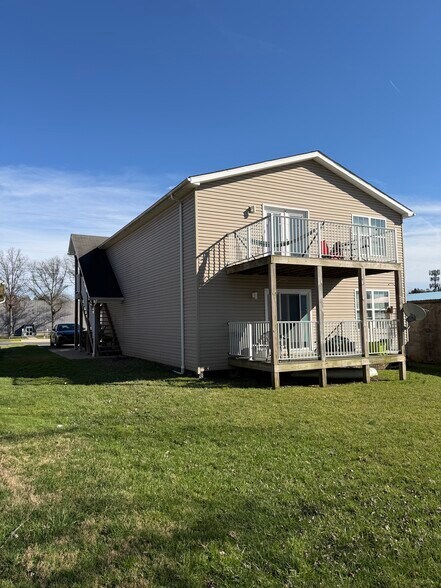 Building Photo - 429 Mansfield Ave