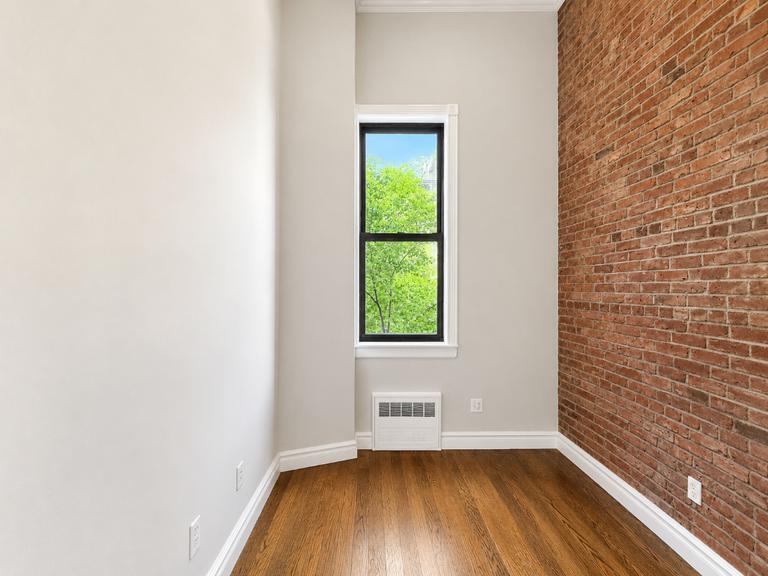 Building Photo - 234 W 14th St