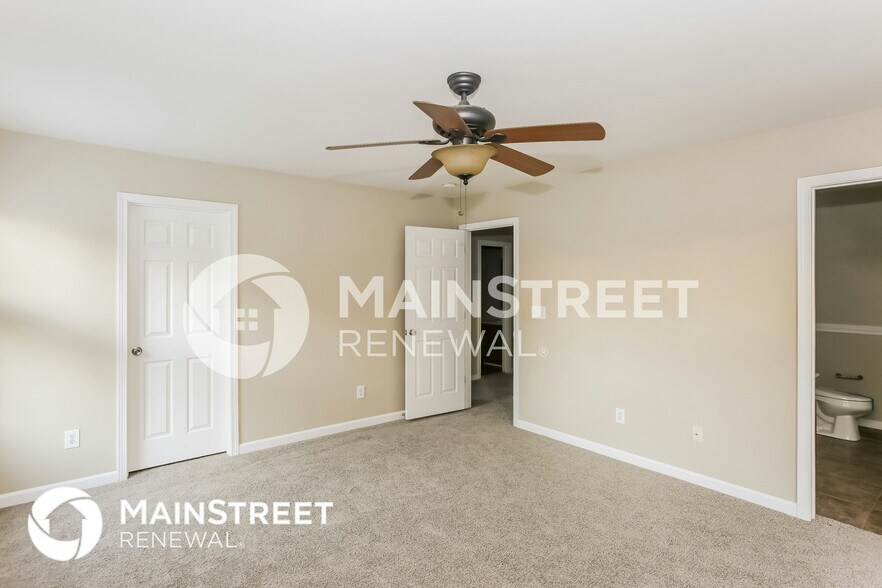 Building Photo - 3614 Larkhaven Village Dr