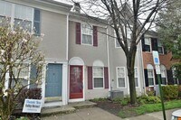Building Photo - 2196 Kent Ct