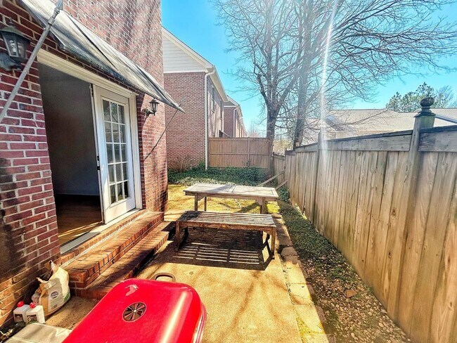 Building Photo - 951 Frontage Rd