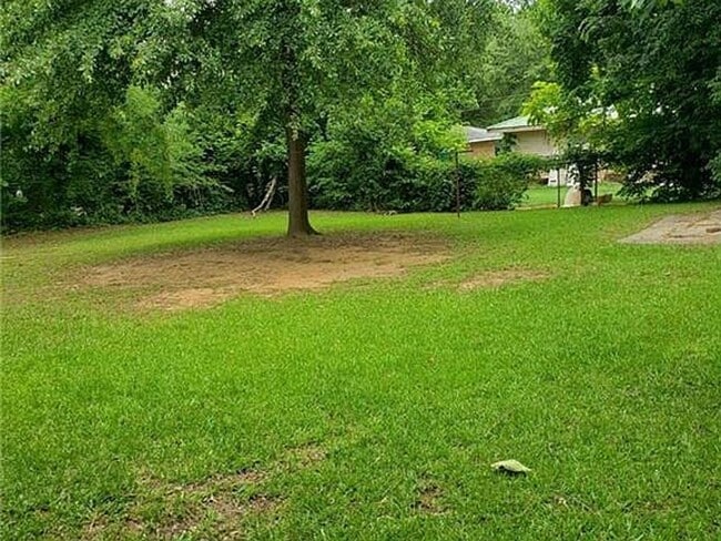 Building Photo - Single Family Home for Rent