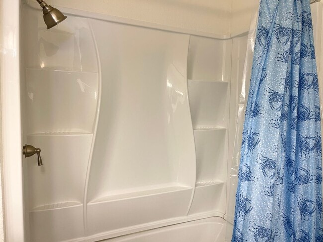 Building Photo - Updated 2 Bedroom Condo in Rohnert Park w/...