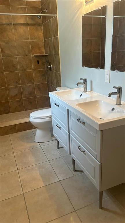 Building Photo - 749 S Ridgewood Ave