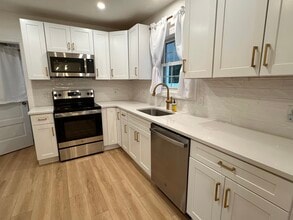 Building Photo - 108 Homewood Rd