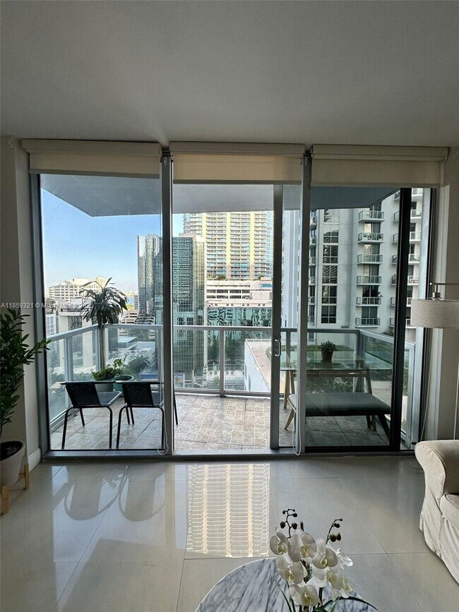 Building Photo - 1050 Brickell Ave
