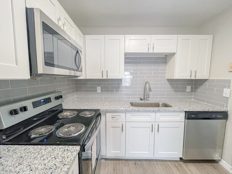 Primary Photo - The Park At Blanding