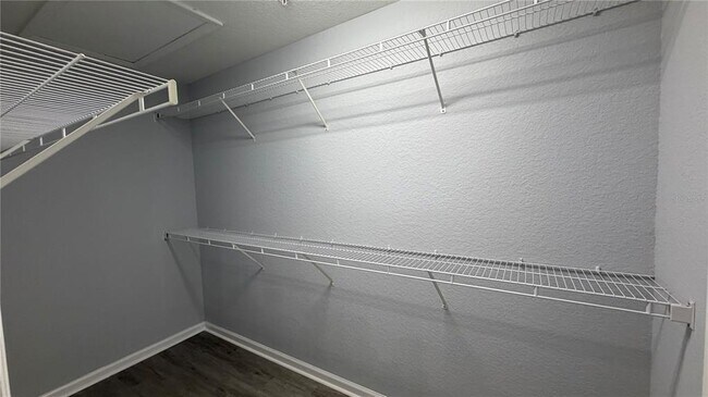 Building Photo - 3336 Shallot Dr