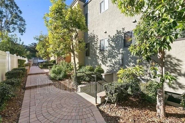 Building Photo - 6755 Mission Gorge Rd