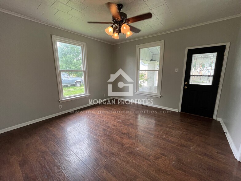 Building Photo - 208 N Meridian St