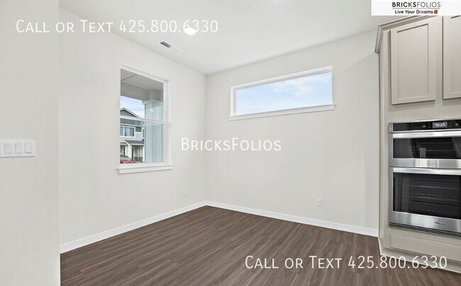 Building Photo - 5115 86th Ave NE