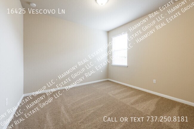Building Photo - 16425 Vescovo Ln
