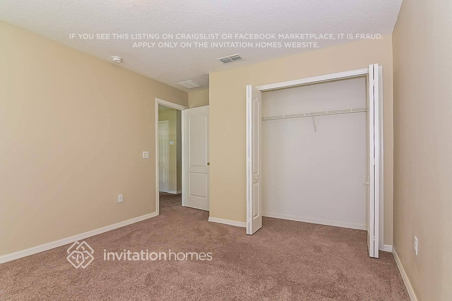 Building Photo - 3290 Fawnwood Dr