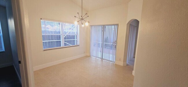 Building Photo - 10780 Cypress Lake Terrace