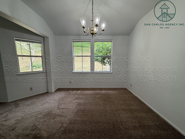 Building Photo - Refreshed Two Bedroom Pacific Grove Townhome in Gated Community