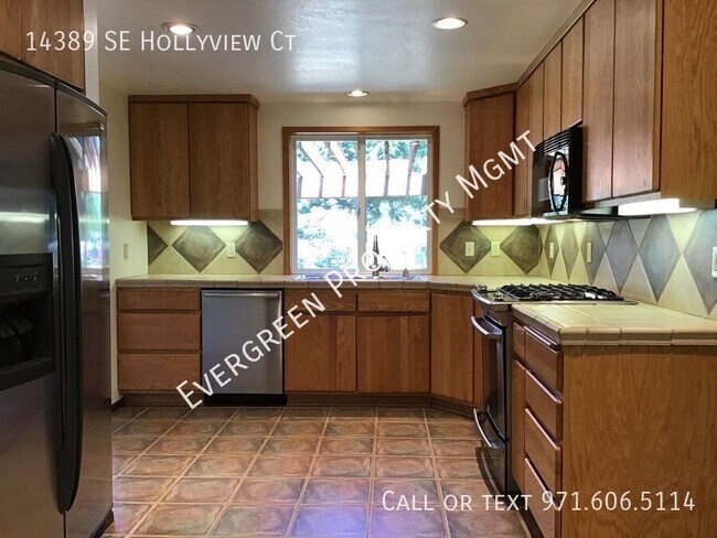 Building Photo - Amazing Damascus Ranch House! $3,195 3BD/2...