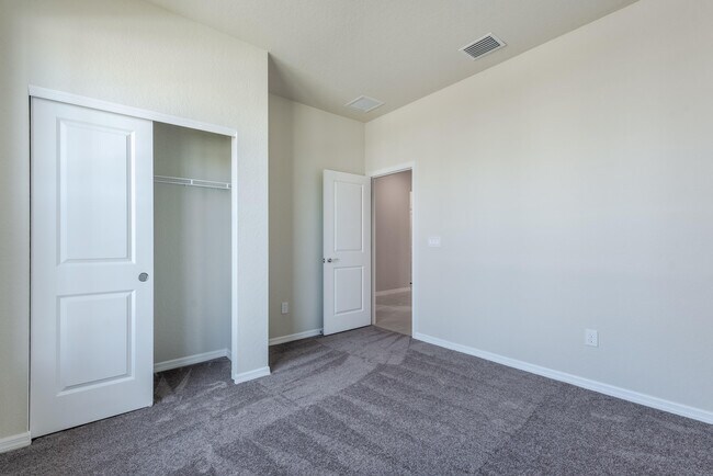 Building Photo - 12327 SW Sand Dollar Wy