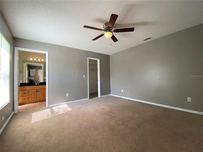 Building Photo - 13820 Eagleridge Ct