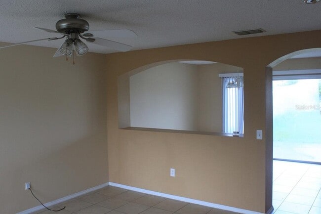 Building Photo - 1436 Carey Glen Cir
