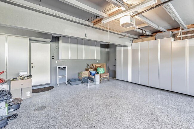 Building Photo - 27525 Paseo Toluca
