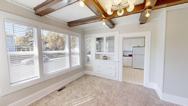 Building Photo - KJKLLC-Carlton Street