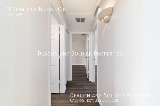 Building Photo - 18 Hemlock Radial Cir
