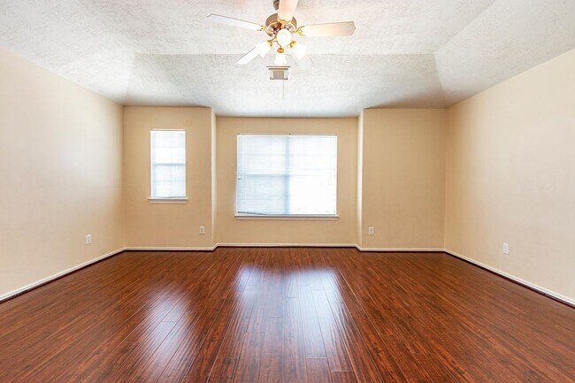 Building Photo - 25227 Boulder Bend Ln