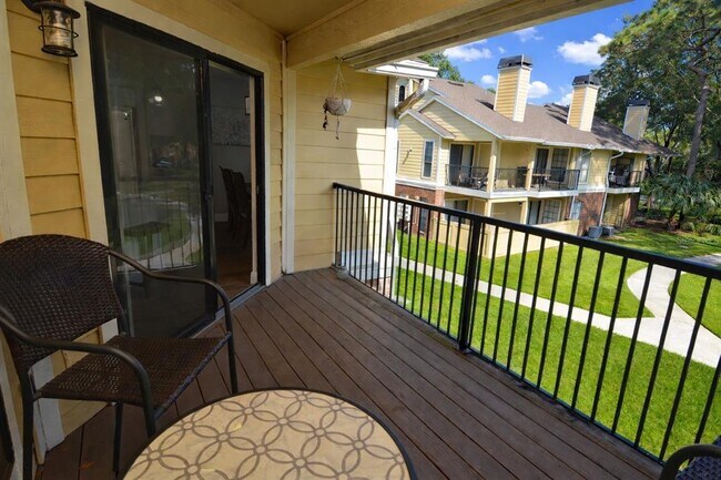 Building Photo - 8613 Mallard Reserve Dr