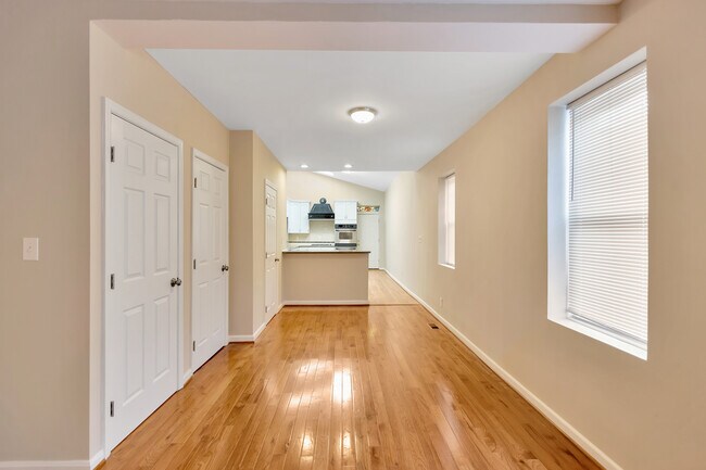 Living Room - 2313 E Fayette St