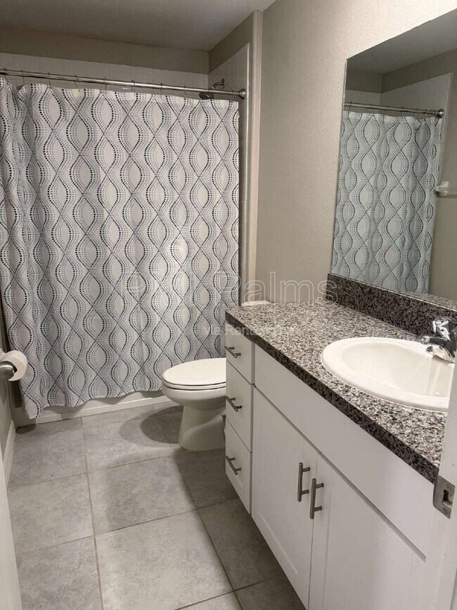 Building Photo - 10332 Alder Green Dr