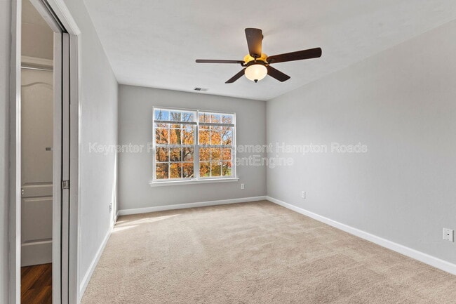 Building Photo - 5129 Maracas Arch