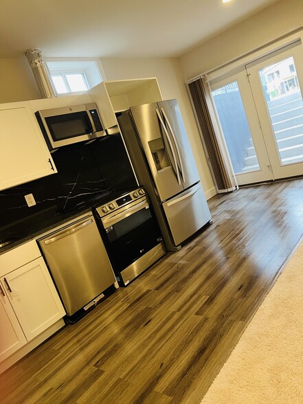 Kitchen - 23765 Emma Oaks Dr