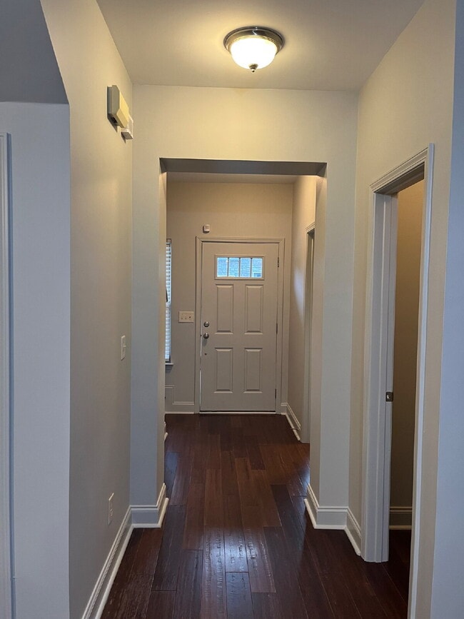 Building Photo - 2716 Nashboro Blvd