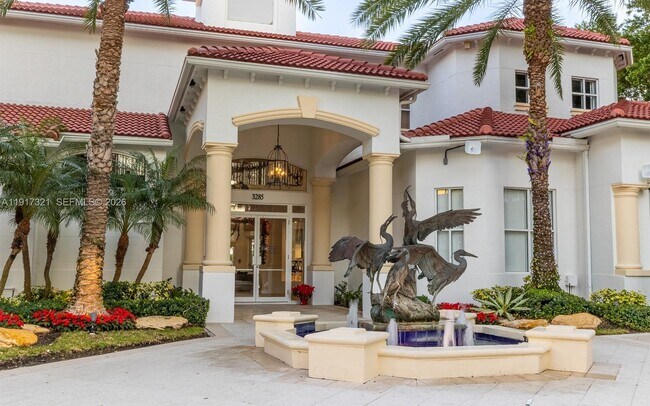 Building Photo - 3255 NE 184th St