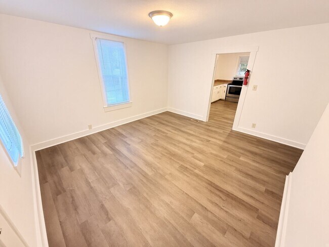 Building Photo - 1510 Whatley St