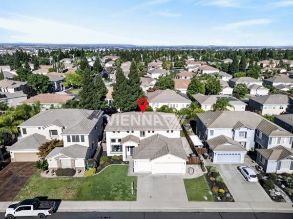 Building Photo - 3180 Mount Tamalpais Dr