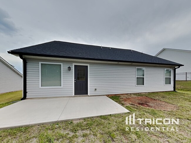 Building Photo - 19 Bloomwood Heights