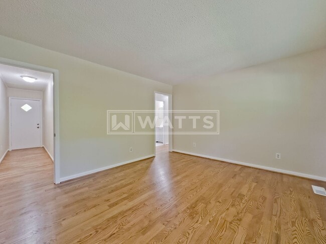 Building Photo - Charming 3-Bedroom 2.5 Bath Home For Rent in Bessemer, AL