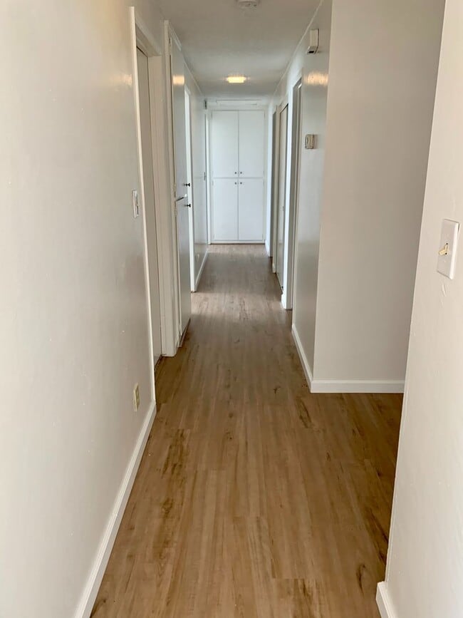 Building Photo - 4 bedroom 2 bath 2 car garage in Rocklin