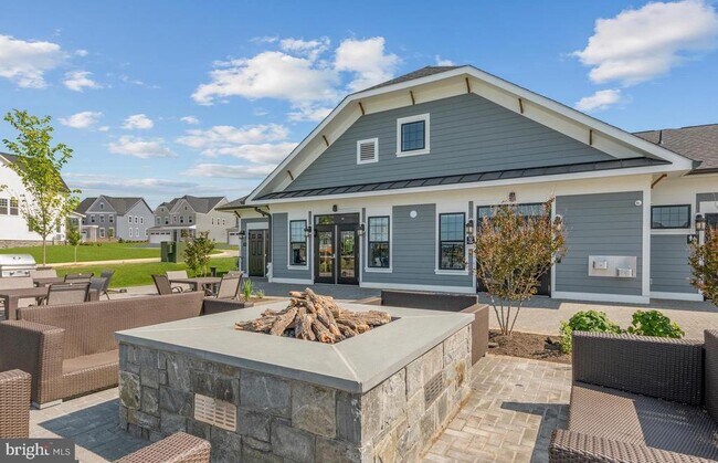 Building Photo - 7924 Olive Branch Ln