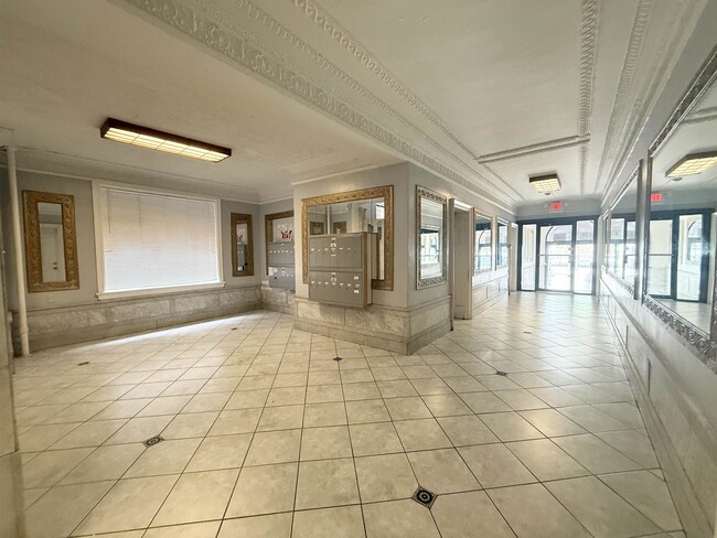 Building Photo - 2271 John F. Kennedy Blvd