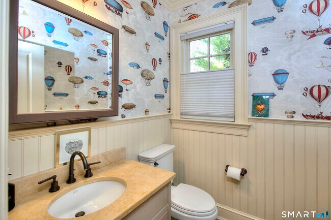 Building Photo - 37 Beaver Brk Rd