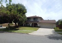 Building Photo - FANTASTIC SINGLE FAMILY RESIDENCE 4 Bedrooms, 2.5 Bathrooms HOME IN CANYON CREST!!! **((RESERVED))**