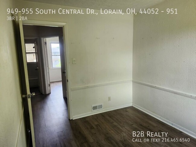 Building Photo - 949-955 South Central Dr., Lorain, OH, 440...