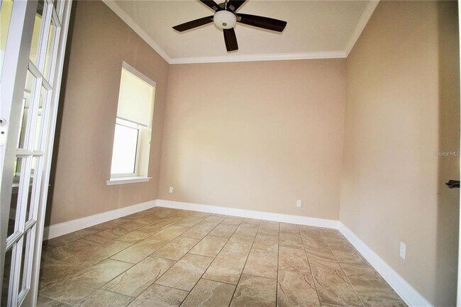 Building Photo - 7909 Laureate Blvd