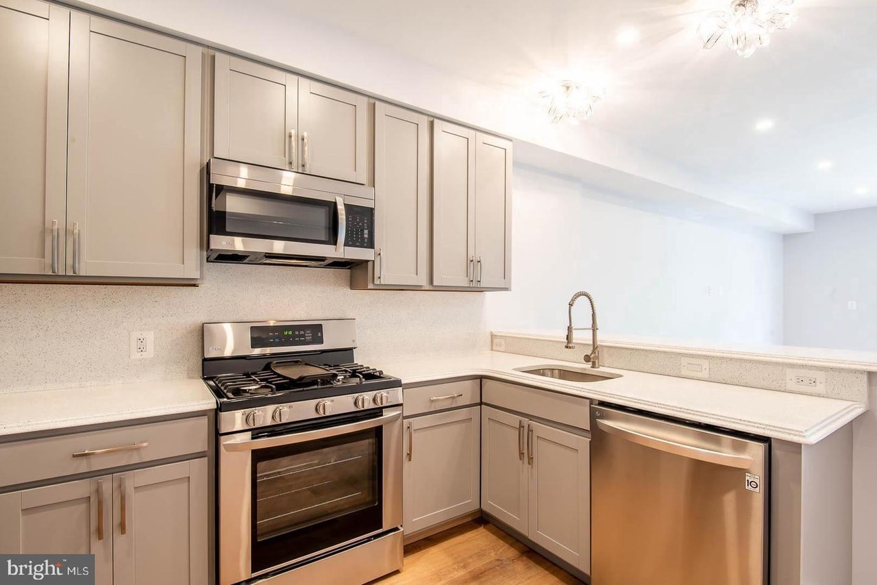 Kitchen (1) - 3212 8th Street, NE