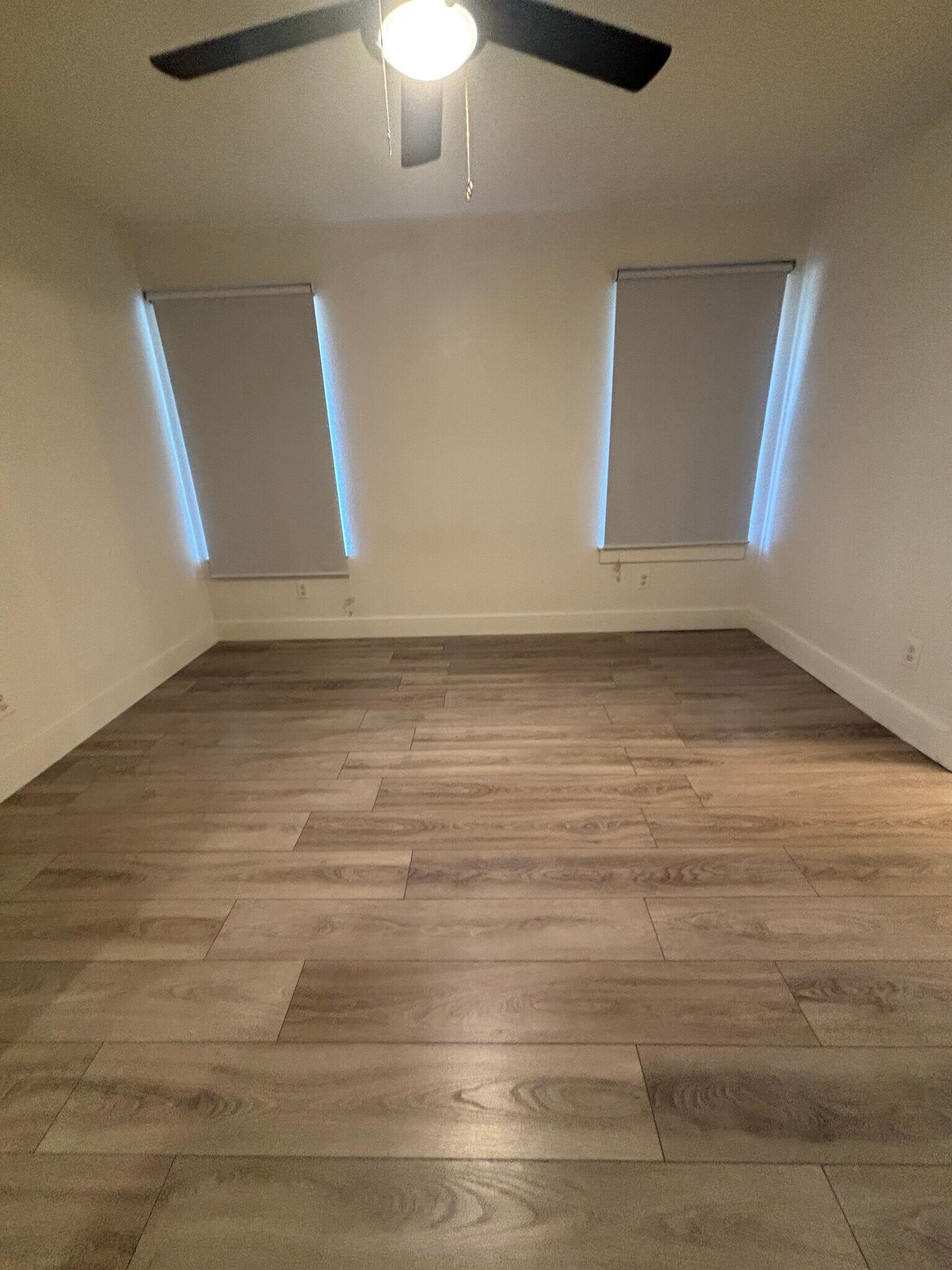 Main Bedroom - 7810 Copperas Dr