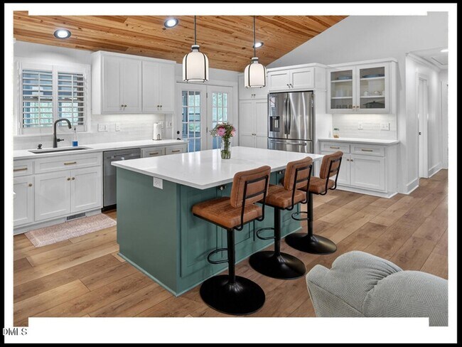 Building Photo - 5008 Autumn Dr